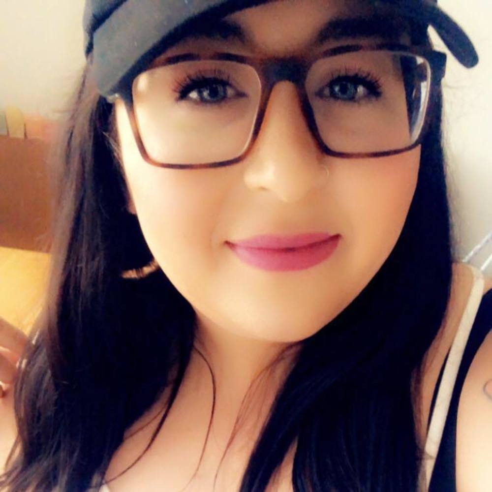 Meet your Posher, Jenea